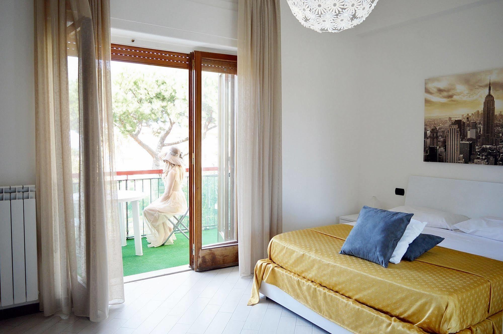Sorrento Home Luaran gambar